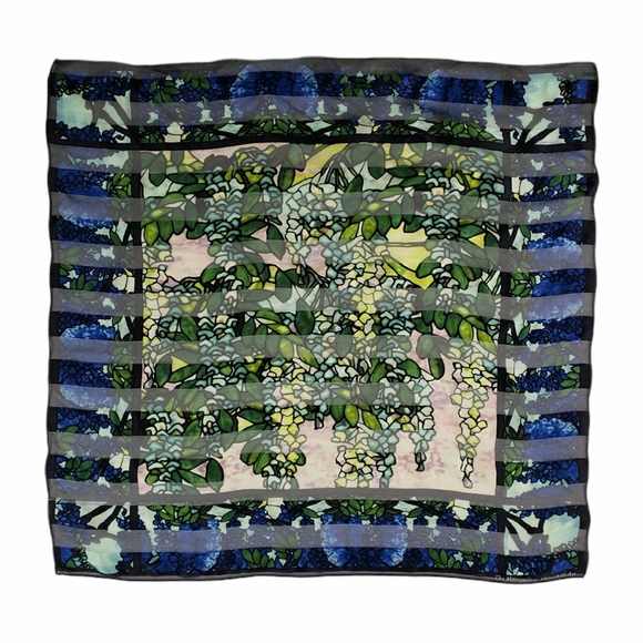 MET Louis C Tiffany Oyster Bay Print Silk Scarf - Picture 1 of 8
